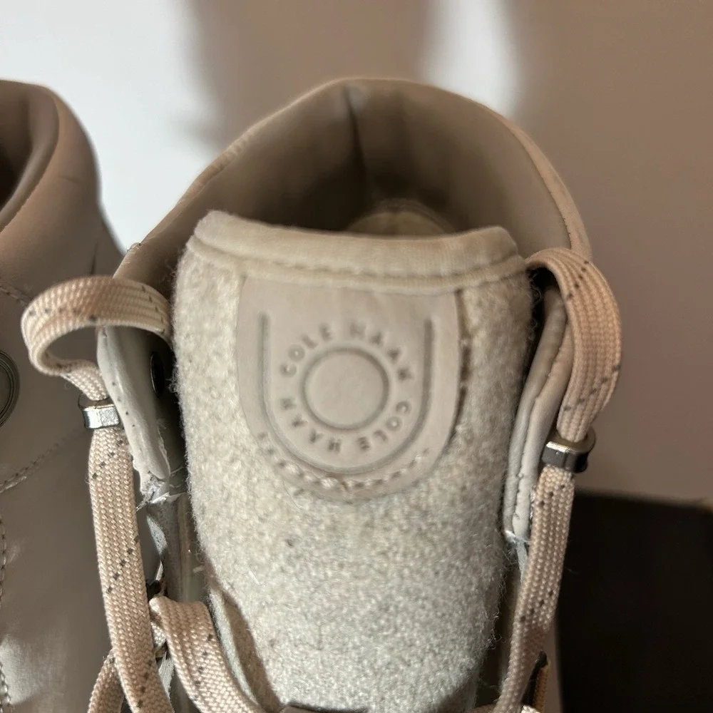 Cole Haan GrandExplore‎ Waterproof Hiking Boots Beige Leather W22602 Womens 8.5B